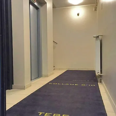 Modern Light-hearted In Central Appartamento *